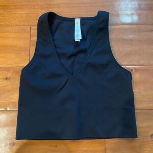Athleta Black V-Neck Crop Top